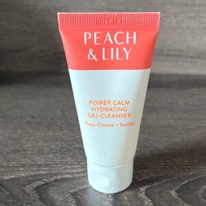 ❤️$5 NWT Peach and Lily Power Calm Hydrating Gel Cleanser 1.01oz
